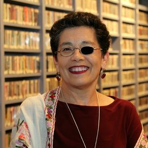 Meet your Posher, Flo